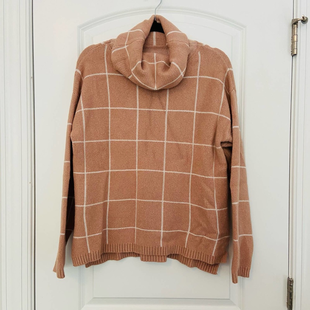 Soft and stretchy beige cowl neck knit sweater, size large